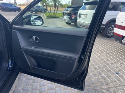 2026 Hyundai IONIQ 5 SE