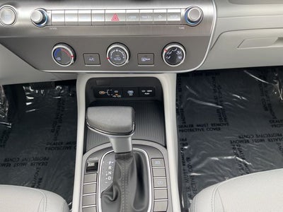 2026 Hyundai KONA SE FWD