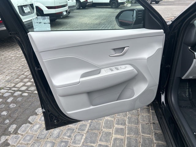 2026 Hyundai KONA SE FWD