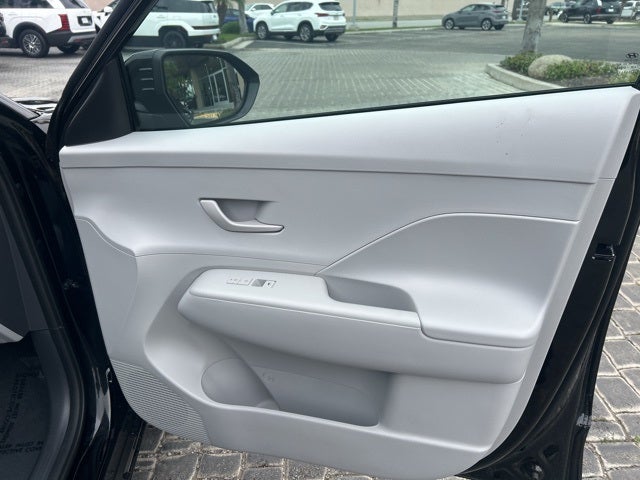 2026 Hyundai KONA SE FWD