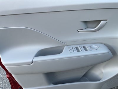 2026 Hyundai KONA SE FWD