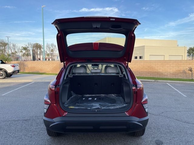 2026 Hyundai KONA SE FWD