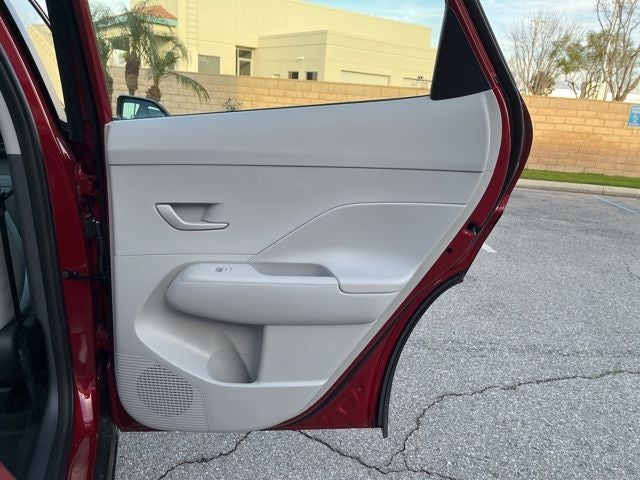 2026 Hyundai KONA SE FWD