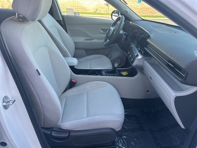 2025 Hyundai KONA SE CERTIFIED