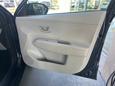 2026 Hyundai KONA SE FWD