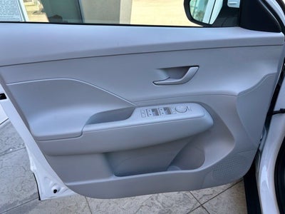 2027 Hyundai KONA SE FWD