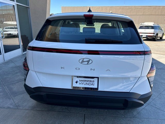 2027 Hyundai KONA SE FWD