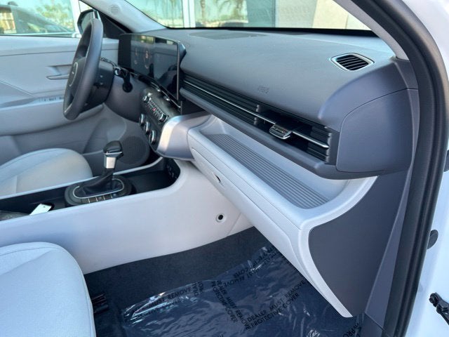 2027 Hyundai KONA SE FWD