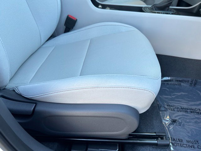2027 Hyundai KONA SE FWD