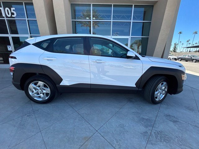 2027 Hyundai KONA SE FWD
