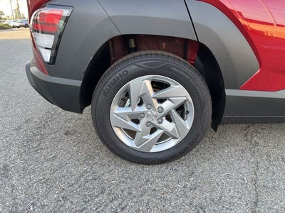 2026 Hyundai KONA SE FWD