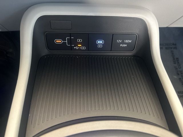 2026 Hyundai KONA SE AWD