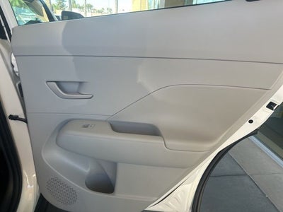 2026 Hyundai KONA SE AWD