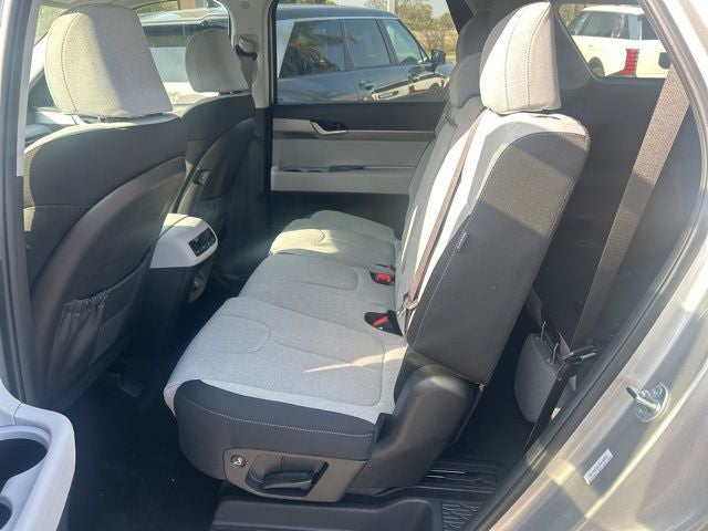 2025 Hyundai PALISADE SE FWD