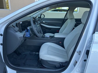 2026 Hyundai SONATA SE