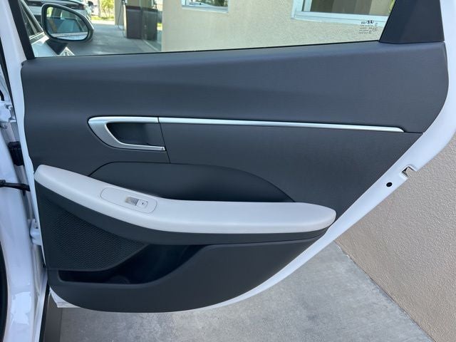 2026 Hyundai SONATA SE