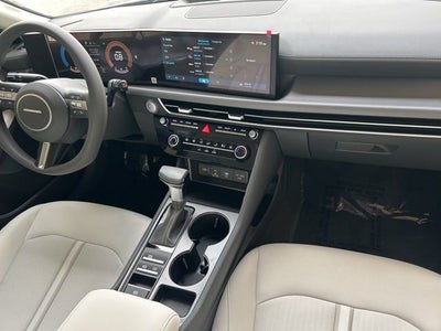 2026 Hyundai SONATA SE