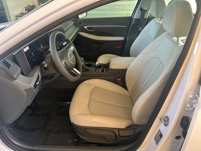 2026 Hyundai SONATA SE