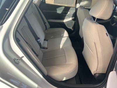 2026 Hyundai SONATA SE