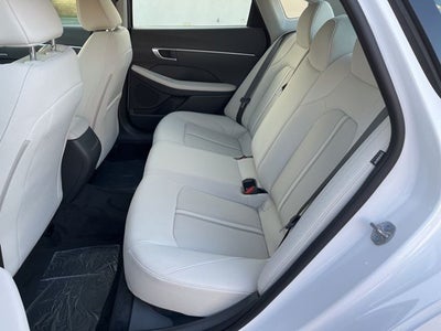 2026 Hyundai SONATA SE