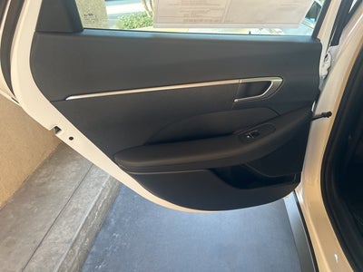 2026 Hyundai SONATA SE