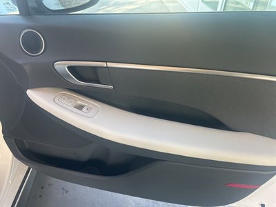 2026 Hyundai SONATA SE