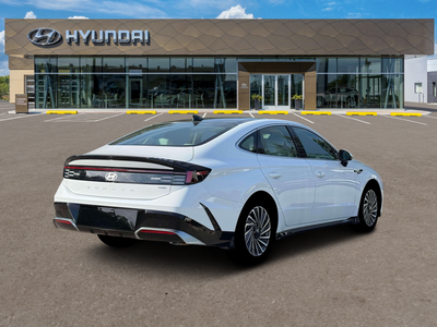 2026 Hyundai SONATA HYBRID SEL