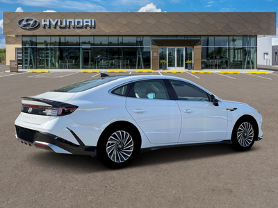 2026 Hyundai SONATA HYBRID SEL