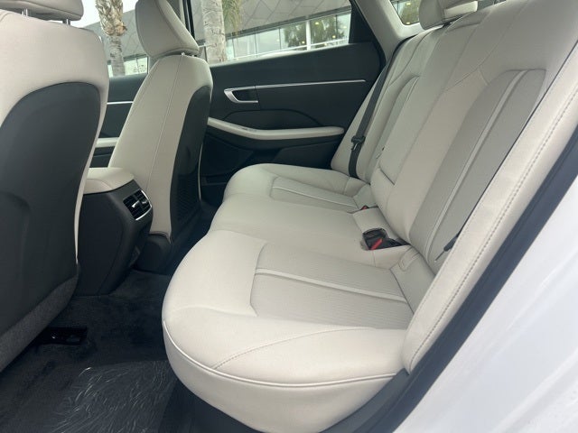 2026 Hyundai SONATA HYBRID SEL