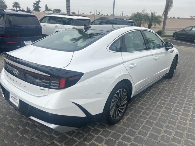 2026 Hyundai SONATA HYBRID SEL