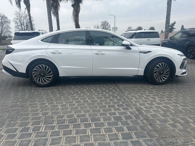 2026 Hyundai SONATA HYBRID SEL