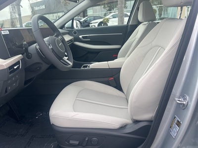 2026 Hyundai SONATA HYBRID SEL