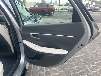 2026 Hyundai SONATA HYBRID SEL