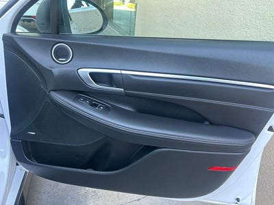 2023 Hyundai SONATA HYBRID Limited CERTIFIED