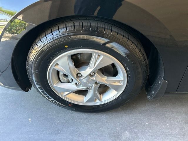 2023 Hyundai ELANTRA SE CERTIFIED