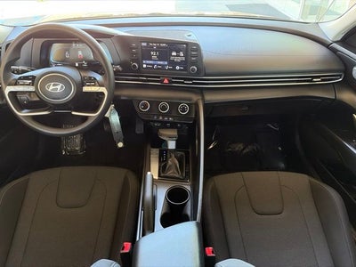 2025 Hyundai ELANTRA SE CERTIFIED