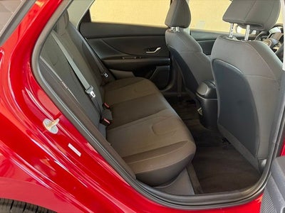 2025 Hyundai ELANTRA SE CERTIFIED
