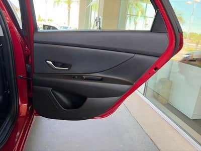 2025 Hyundai ELANTRA SE CERTIFIED