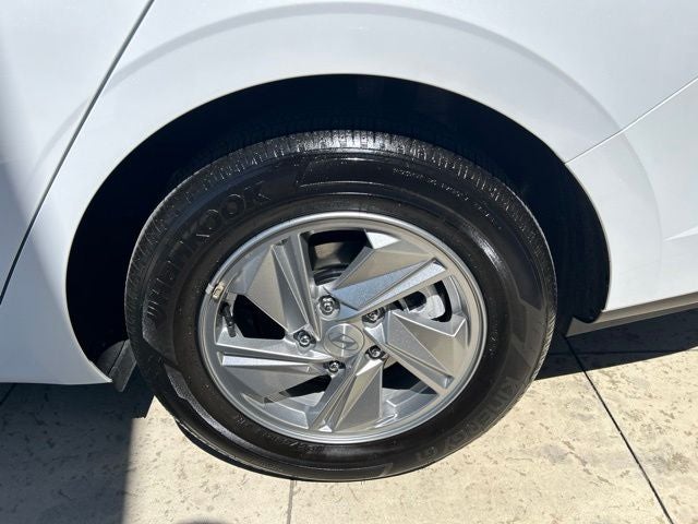 2026 Hyundai ELANTRA SE CERTIFIED