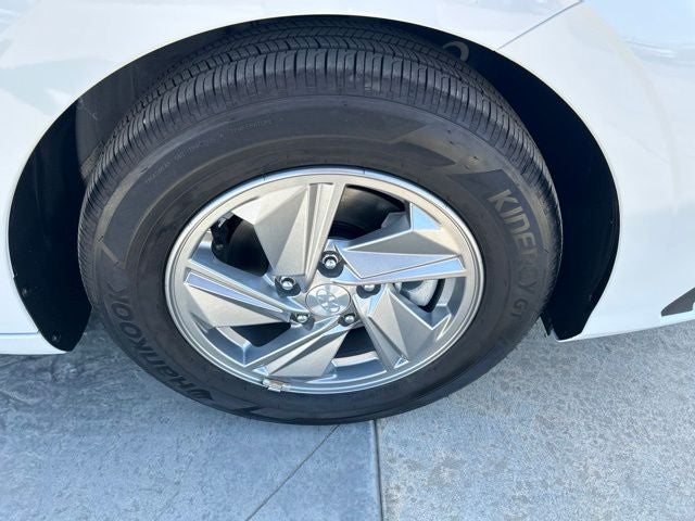2026 Hyundai ELANTRA SE CERTIFIED
