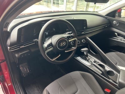 2025 Hyundai ELANTRA SE CERTIFIED
