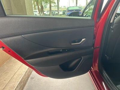 2025 Hyundai ELANTRA SE CERTIFIED