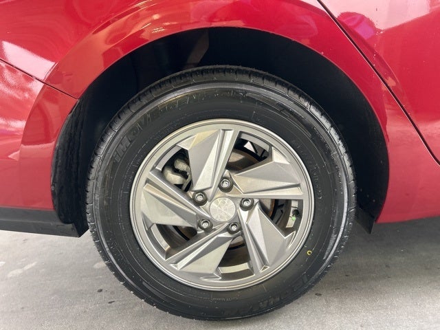 2025 Hyundai ELANTRA SE CERTIFIED