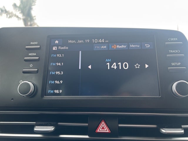 2025 Hyundai ELANTRA SE CERTIFIED