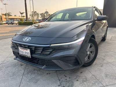 2025 Hyundai ELANTRA SE CERTIFIED