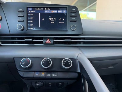 2025 Hyundai ELANTRA SE CERTIFIED