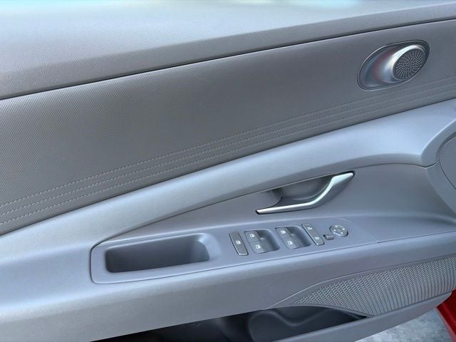 2025 Hyundai ELANTRA SE CERTIFIED