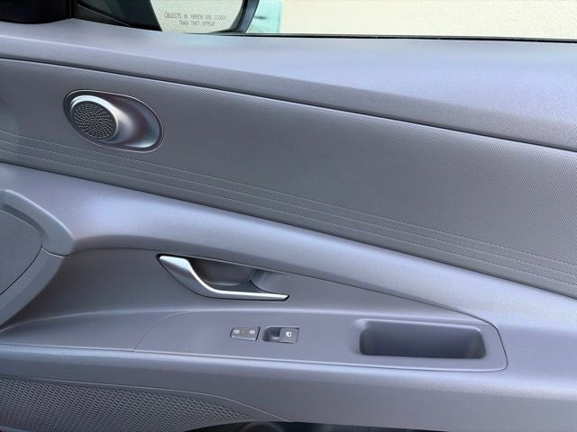 2025 Hyundai ELANTRA SE CERTIFIED