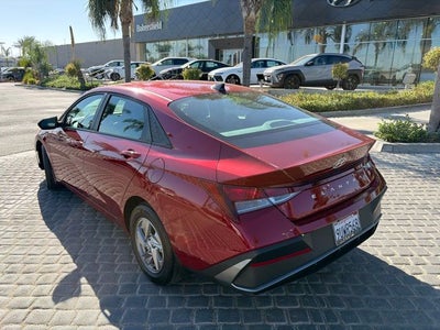 2025 Hyundai ELANTRA SE CERTIFIED