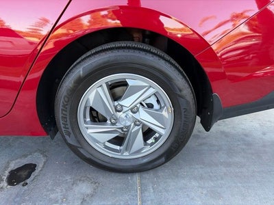 2025 Hyundai ELANTRA SE CERTIFIED